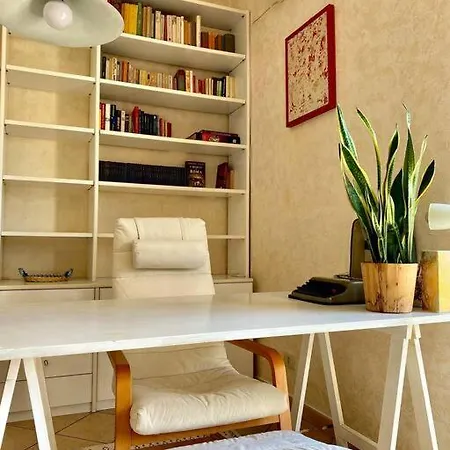 Fiello Flat #1 Apartment Rom